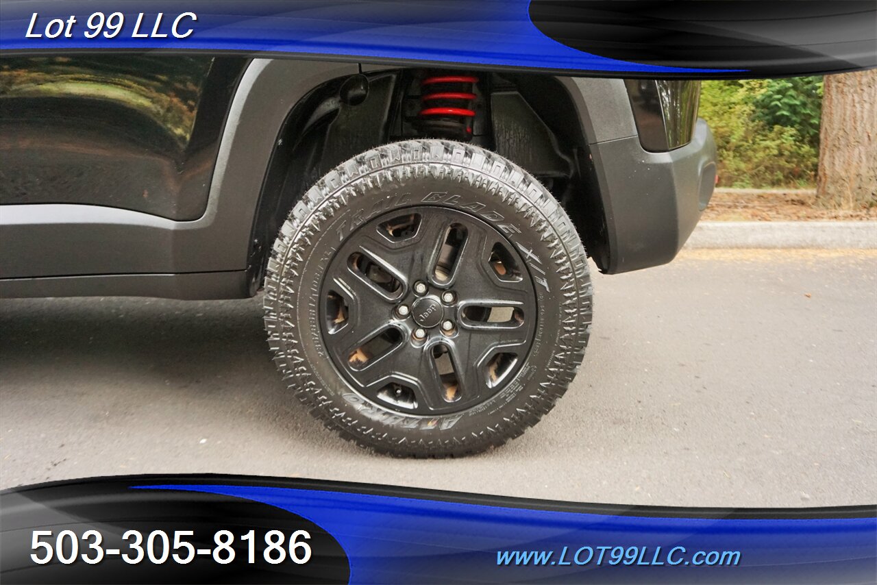 2018 Jeep Renegade Trailhawk 4X4 59K Leather Pano GPS LIFTED 1 OWNER   - Photo 24 - Milwaukie, OR 97267