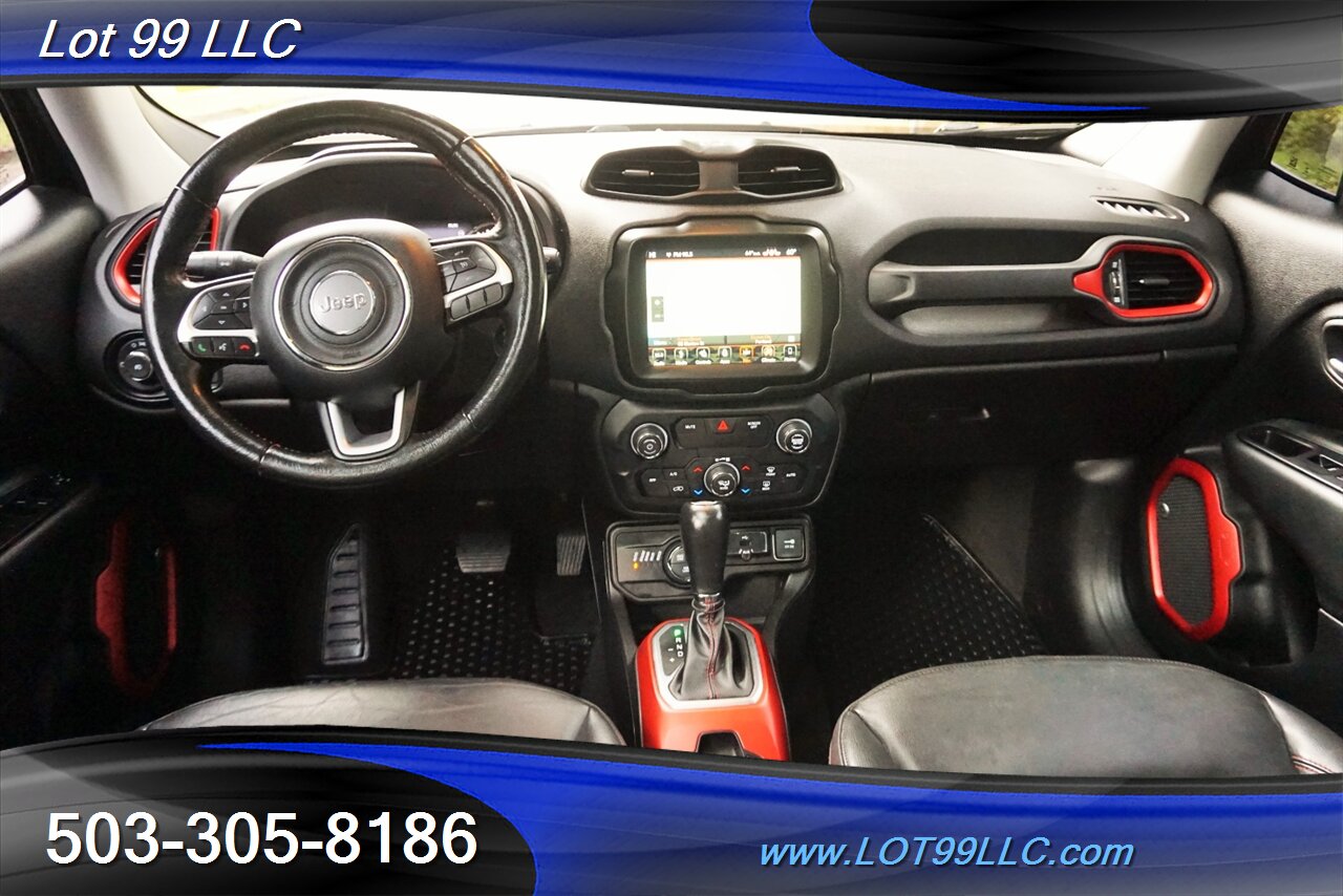 2018 Jeep Renegade Trailhawk 4X4 59K Leather Pano GPS LIFTED 1 OWNER   - Photo 12 - Milwaukie, OR 97267