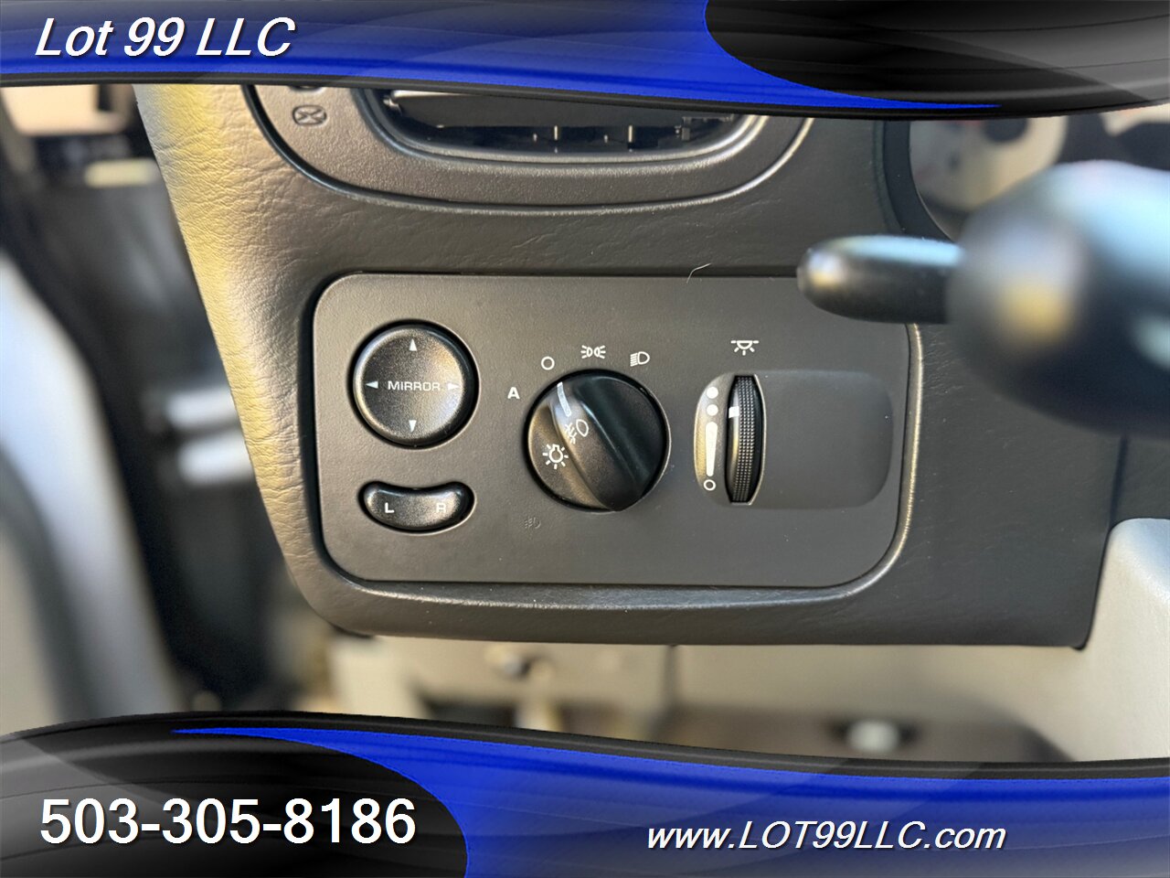 2007 Dodge Grand Caravan SXT ** WHEELCHAIR VAN ** NEW TIRES Lowered Floor   - Photo 30 - Milwaukie, OR 97267