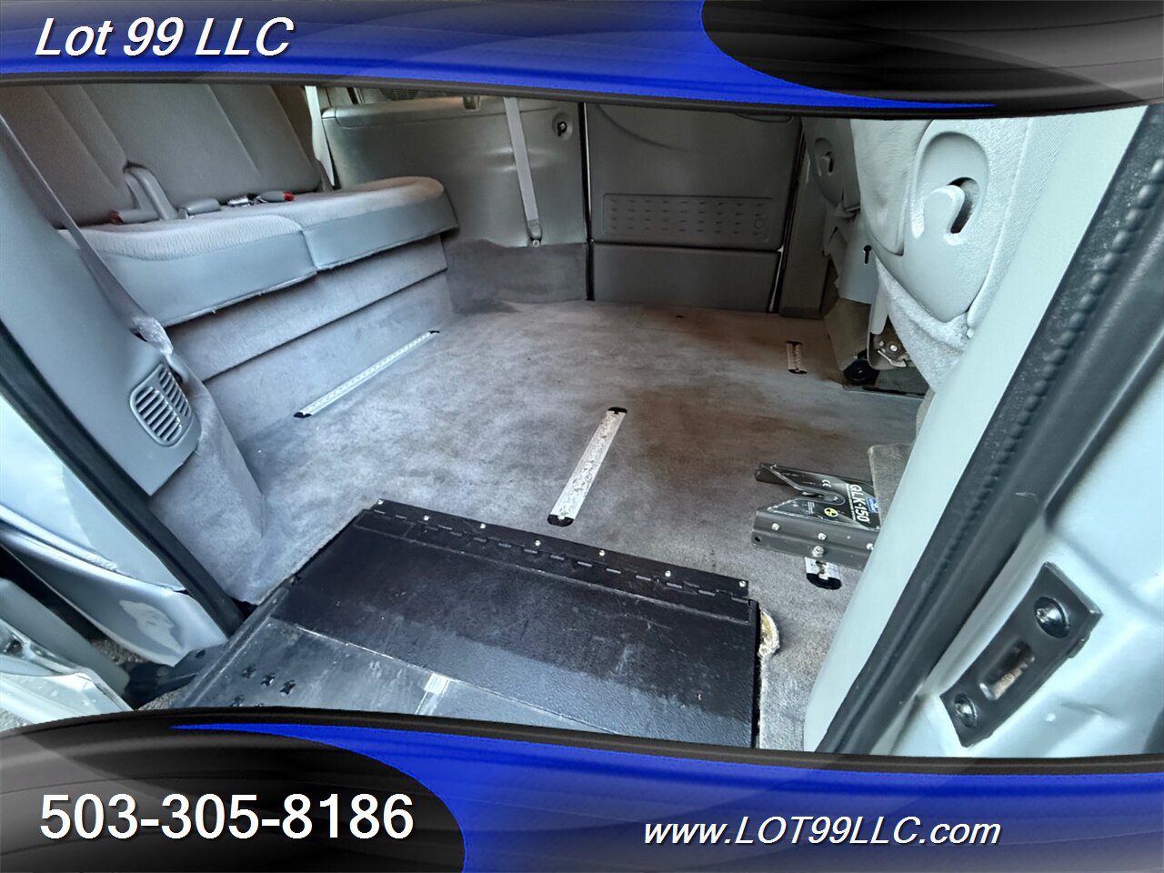 2007 Dodge Grand Caravan SXT ** WHEELCHAIR VAN ** NEW TIRES Lowered Floor   - Photo 51 - Milwaukie, OR 97267