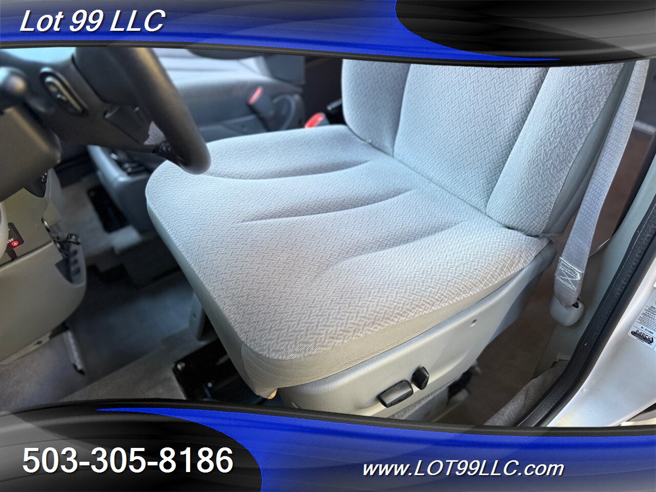 2007 Dodge Grand Caravan SXT ** WHEELCHAIR VAN ** NEW TIRES Lowered Floor   - Photo 28 - Milwaukie, OR 97267
