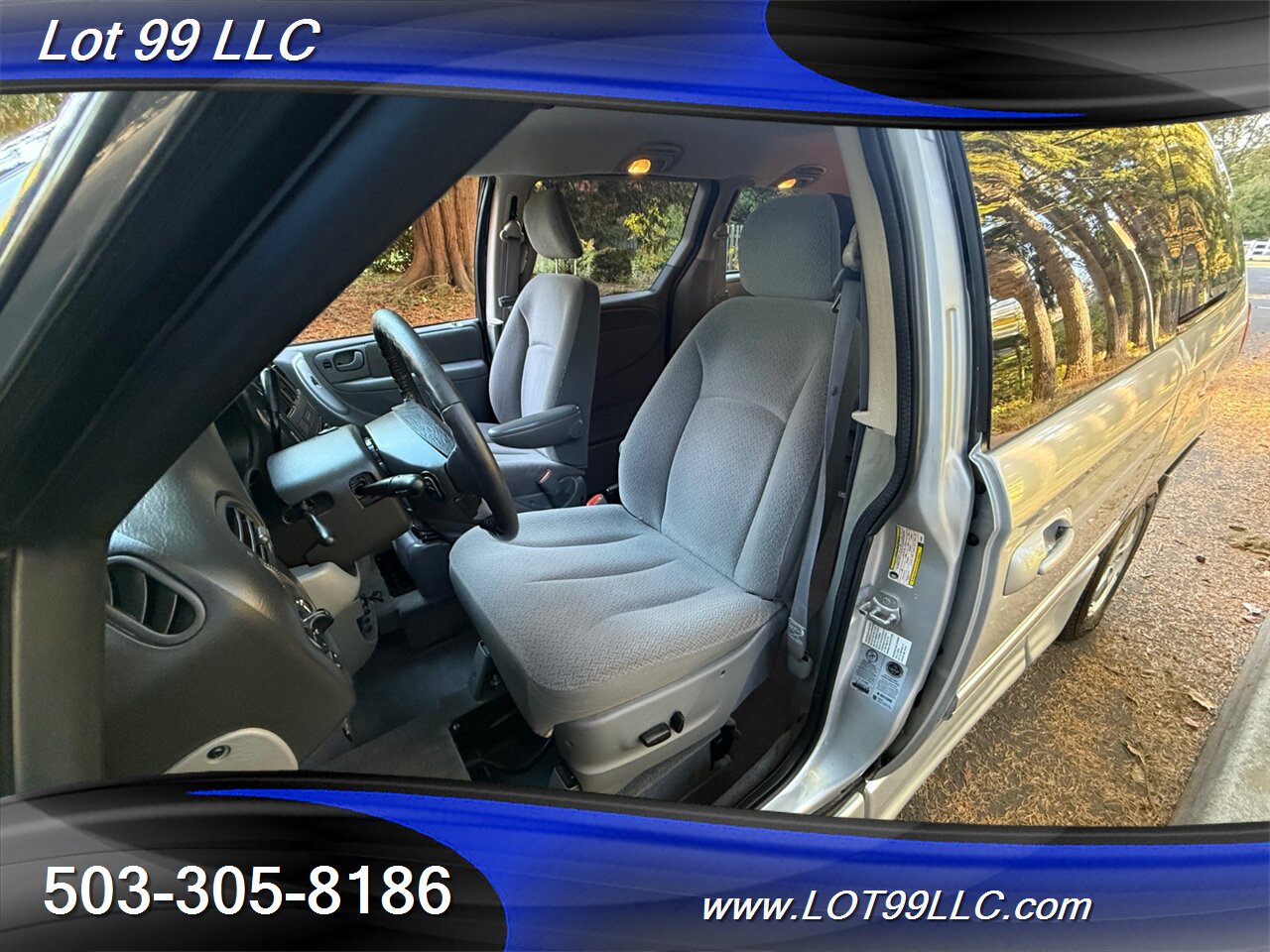 2007 Dodge Grand Caravan SXT ** WHEELCHAIR VAN ** NEW TIRES Lowered Floor   - Photo 16 - Milwaukie, OR 97267