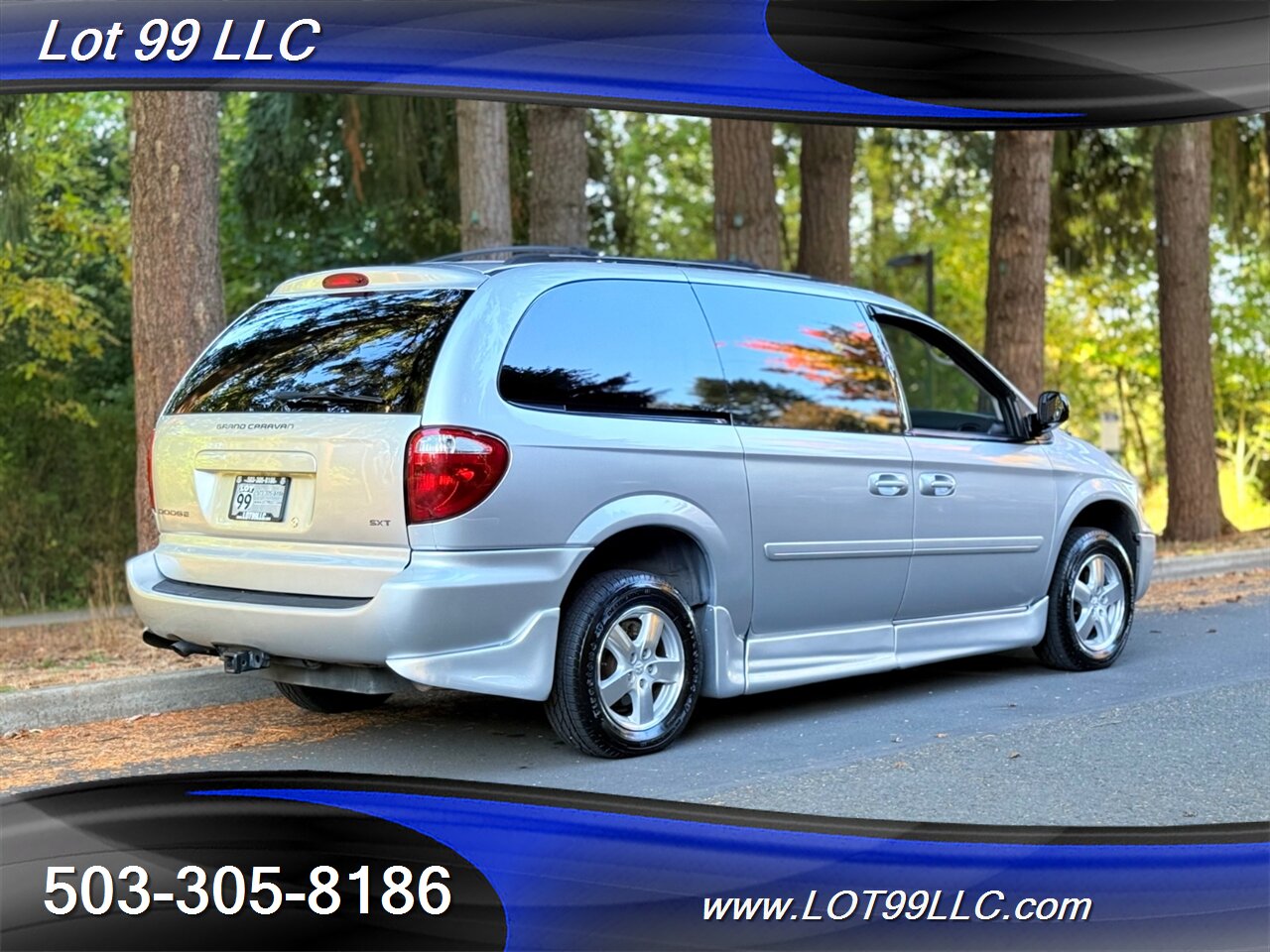 2007 Dodge Grand Caravan SXT ** WHEELCHAIR VAN ** NEW TIRES Lowered Floor   - Photo 11 - Milwaukie, OR 97267