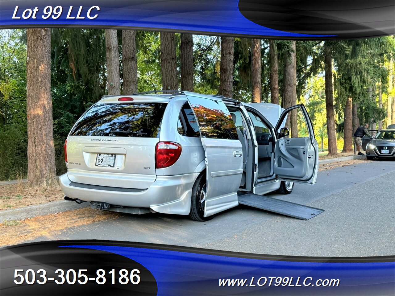 2007 Dodge Grand Caravan SXT ** WHEELCHAIR VAN ** NEW TIRES Lowered Floor   - Photo 66 - Milwaukie, OR 97267