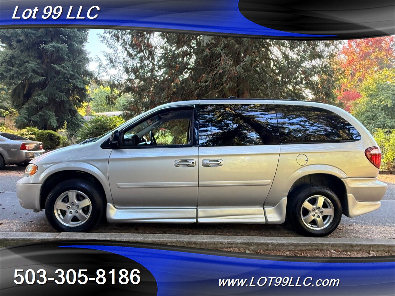 2007 Dodge Grand Caravan SXT ** WHEELCHAIR VAN ** NEW TIRES Lowered Floor   - Photo 6 - Milwaukie, OR 97267