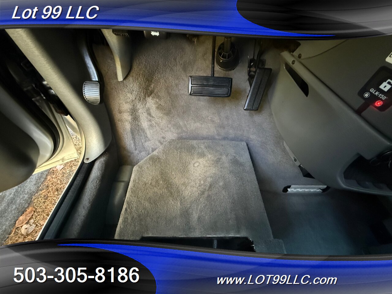 2007 Dodge Grand Caravan SXT ** WHEELCHAIR VAN ** NEW TIRES Lowered Floor   - Photo 17 - Milwaukie, OR 97267