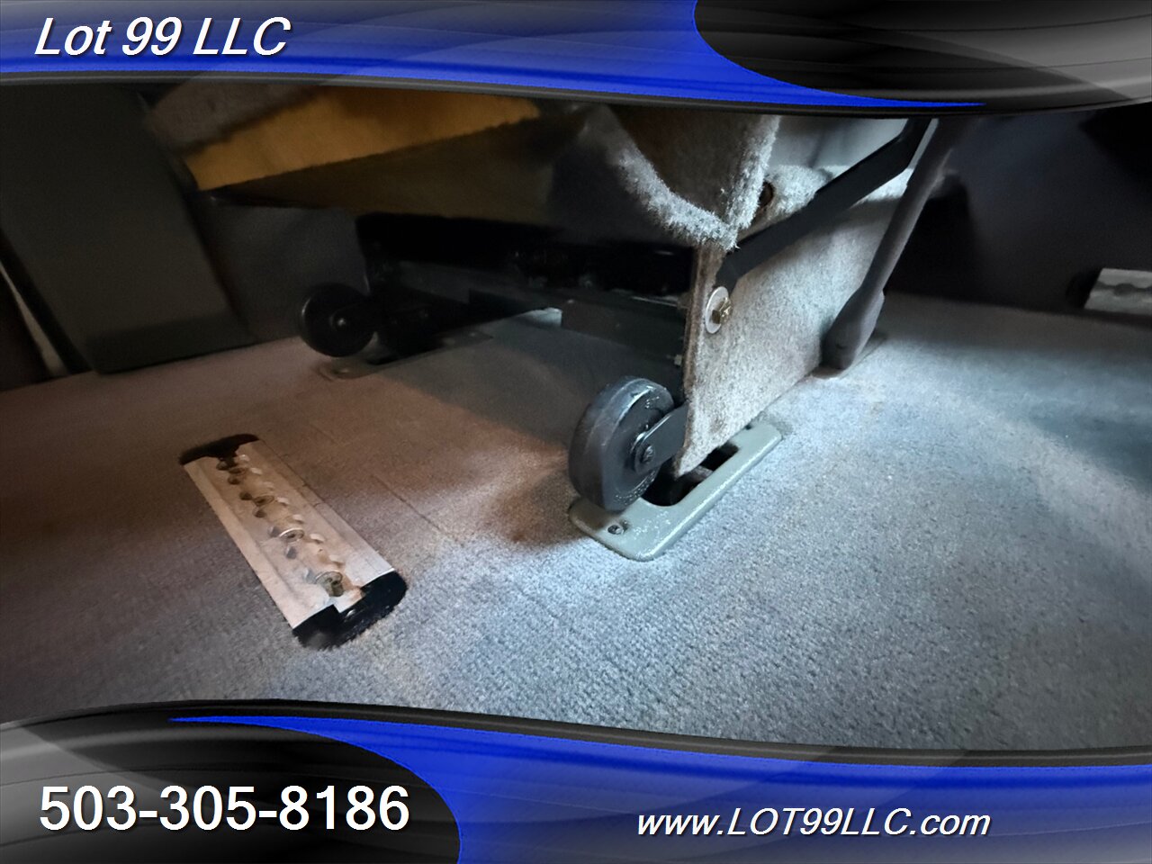 2007 Dodge Grand Caravan SXT ** WHEELCHAIR VAN ** NEW TIRES Lowered Floor   - Photo 55 - Milwaukie, OR 97267