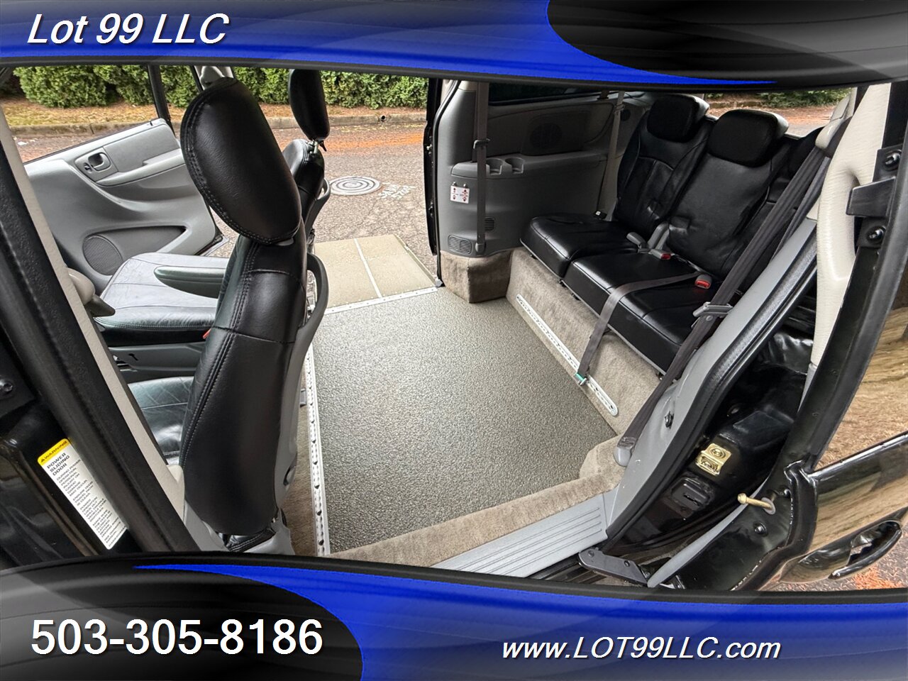 2005 Dodge Grand Caravan SXT 62k Miles Wheelchair Van New Tires Leather  Power Doors Power Ramp - Photo 3 - Milwaukie, OR 97267