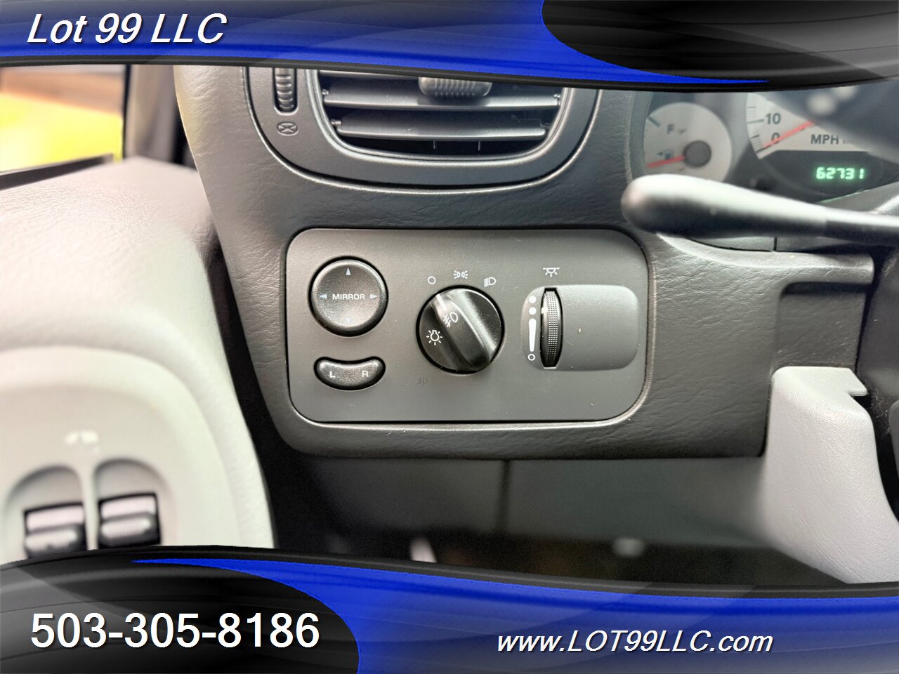 2005 Dodge Grand Caravan SXT 62k Miles Wheelchair Van New Tires Leather  Power Doors Power Ramp - Photo 30 - Milwaukie, OR 97267