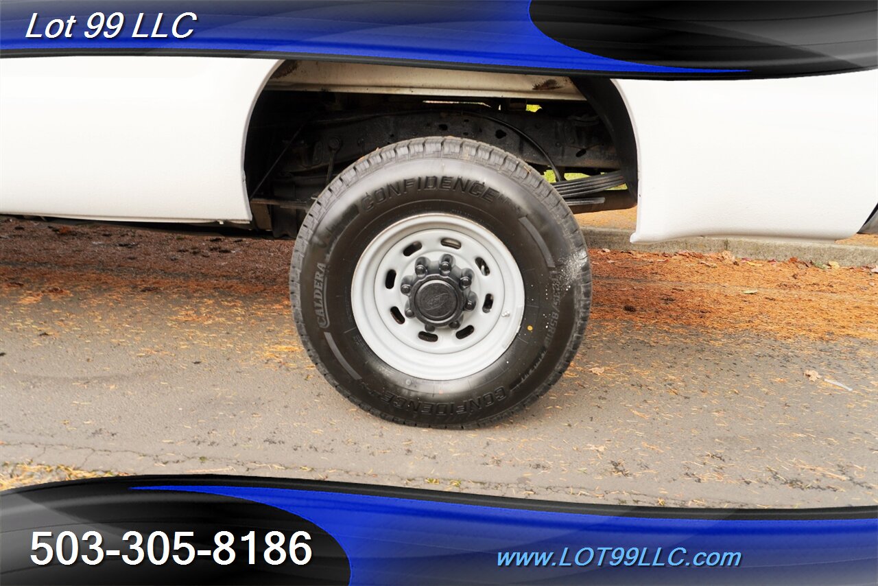 2000 Ford F-350 XLT photo 3