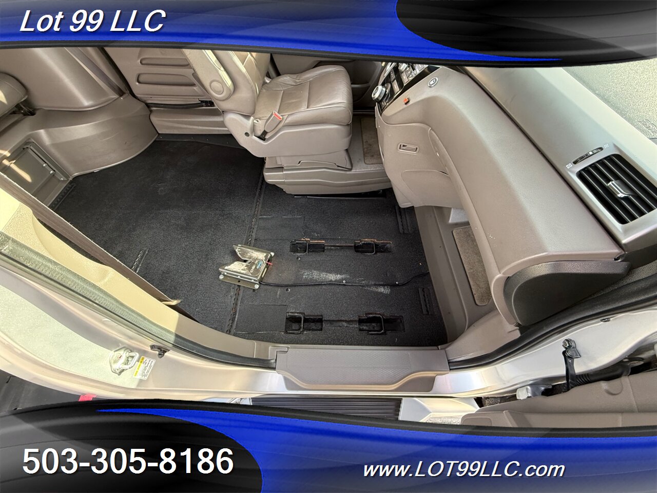 2013 Honda Odyssey EX-L WHEELCHAIR VAN Heated Leather 30 " Power Ramp Kneeling Dual Power Sliding Doors Power Hatch BackUp Camera Moon Roof - Photo 19 - Milwaukie, OR 97267