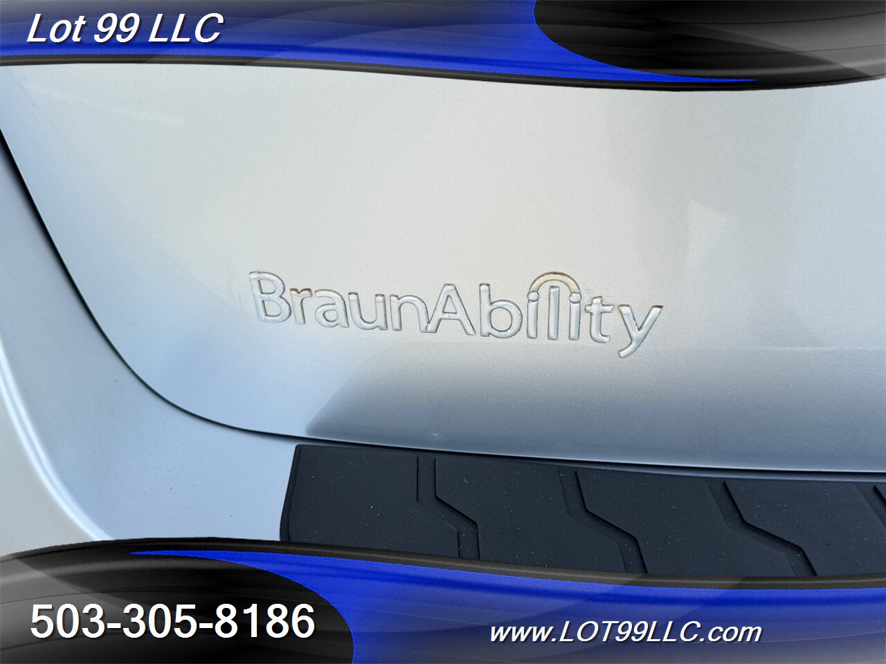 2013 Honda Odyssey EX-L WHEELCHAIR VAN Heated Leather 30 " Power Ramp Kneeling Dual Power Sliding Doors Power Hatch BackUp Camera Moon Roof - Photo 52 - Milwaukie, OR 97267