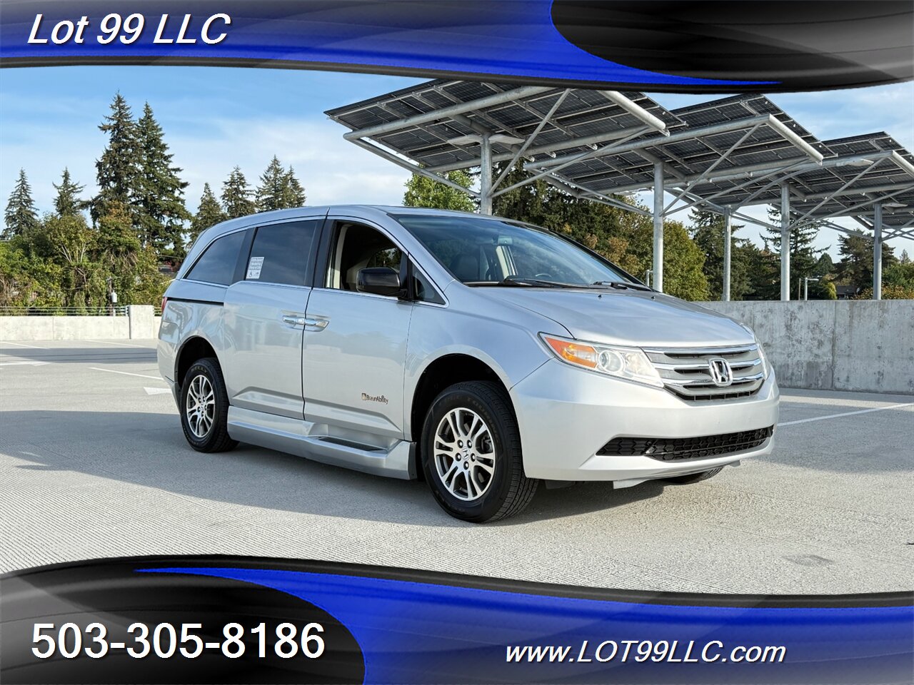 2013 Honda Odyssey EX-L WHEELCHAIR VAN Heated Leather 30 " Power Ramp Kneeling Dual Power Sliding Doors Power Hatch BackUp Camera Moon Roof - Photo 11 - Milwaukie, OR 97267