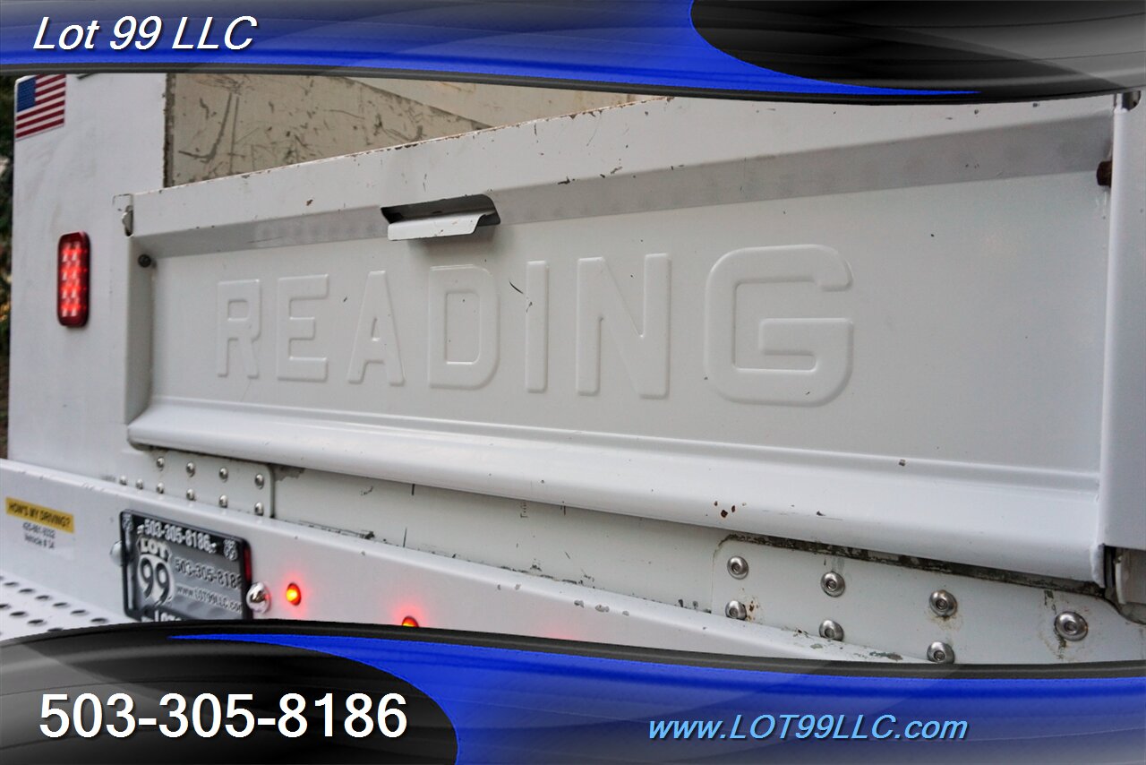 2018 Chevrolet Silverado 3500 HD 4X4 Dually 6.6L Duramax Service Bed 1 OWNER   - Photo 28 - Milwaukie, OR 97267