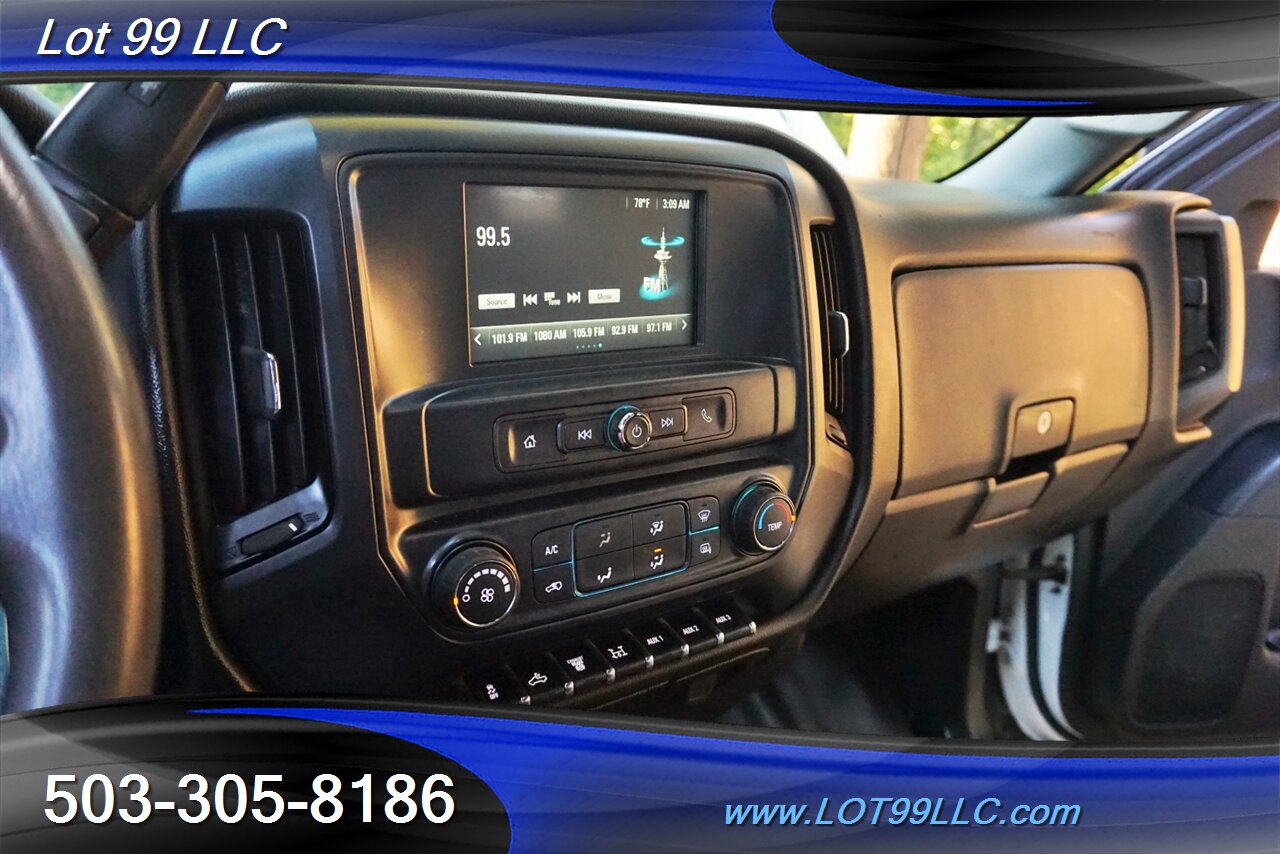 2018 Chevrolet Silverado 3500 HD 4X4 Dually 6.6L Duramax Service Bed 1 OWNER   - Photo 20 - Milwaukie, OR 97267