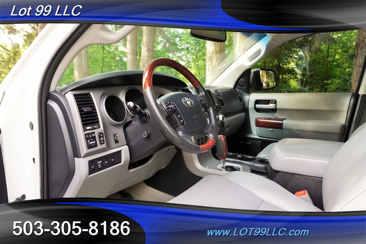 2011 Toyota Sequoia Platinum 4X4 V8 5.7L Auto Heated AC Leather DVD  Moon Roof 3 ROW Seating NEW TIRES 2 OWNERS - Photo 12 - Milwaukie, OR 97267