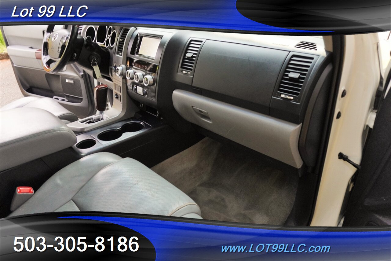 2011 Toyota Sequoia Platinum 4X4 V8 5.7L Auto Heated AC Leather DVD  Moon Roof 3 ROW Seating NEW TIRES 2 OWNERS - Photo 38 - Milwaukie, OR 97267