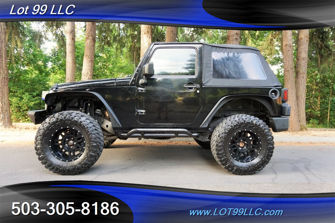 2007 Jeep Wrangler Sahara 2dr 4x4 V6 6 Speed Manual LIFTED 35S - Photo 1 - Milwaukie, OR 97267