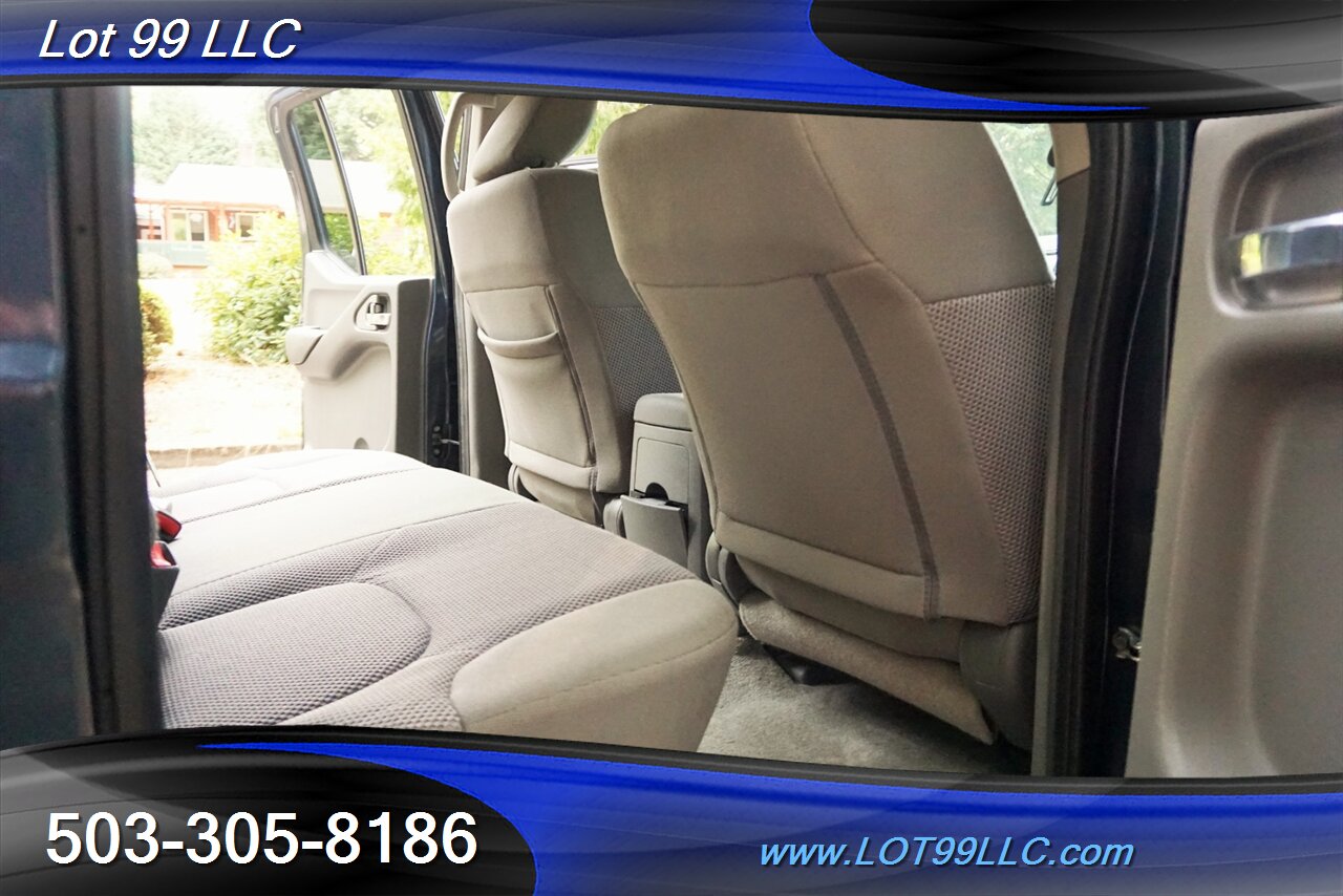 2018 Nissan Frontier SV Crew Cab photo 14
