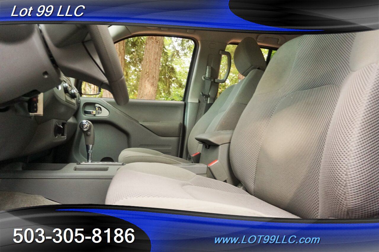 2018 Nissan Frontier SV Crew Cab photo 10