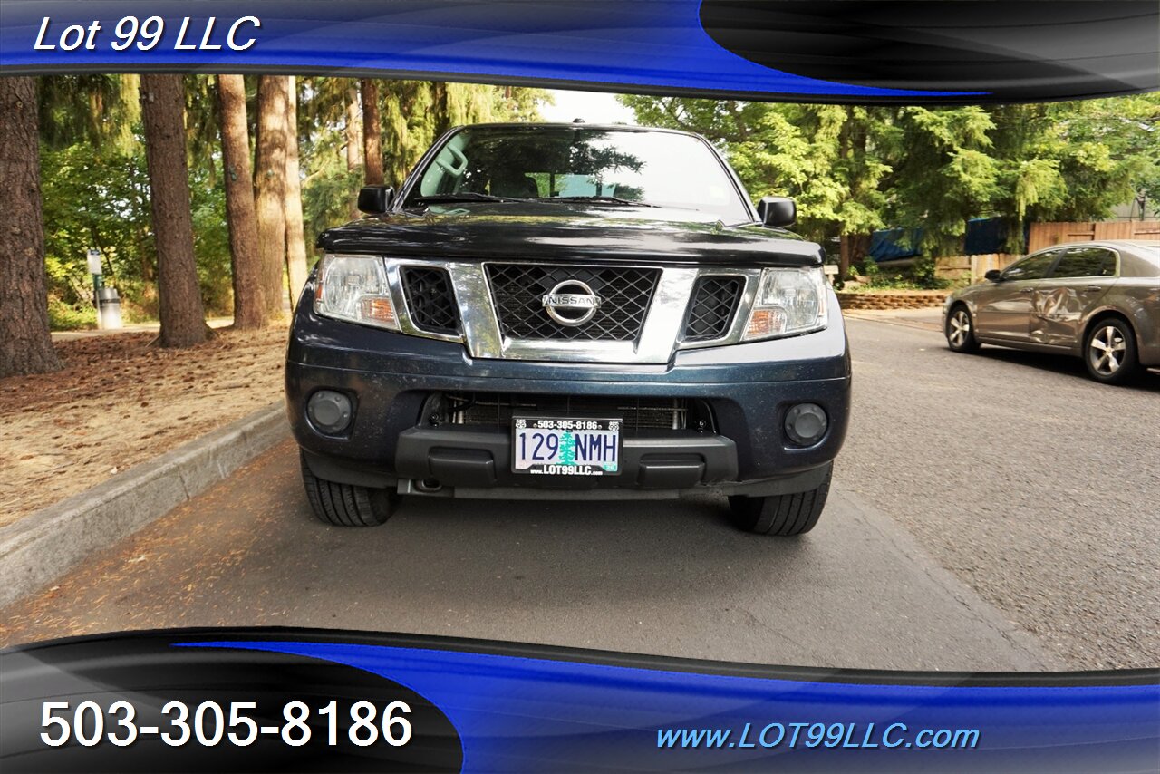 2018 Nissan Frontier SV Crew Cab photo 3