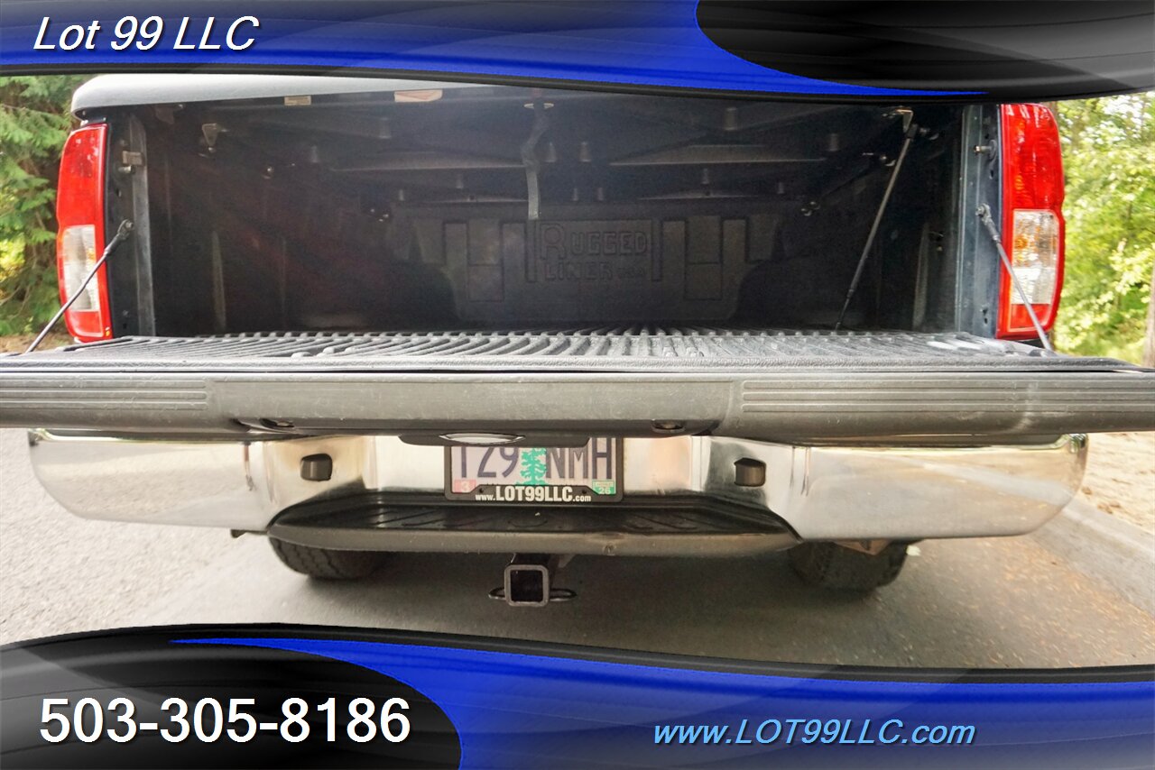2018 Nissan Frontier SV Crew Cab photo 13