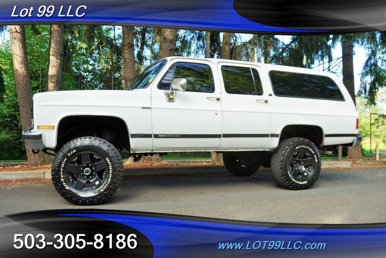 1989 GMC Suburban GMC Chevrolet 2500 4dr 4X4 V8 Lifted 20S 35   - Photo 5 - Milwaukie, OR 97267