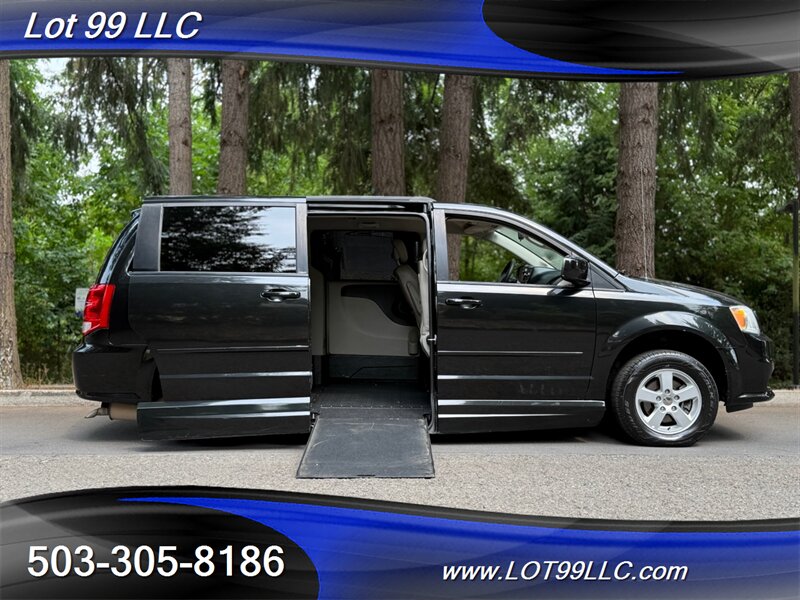 2012 Dodge Grand Caravan 51k Miles Wheelchair Van Side Ramp New Tires  