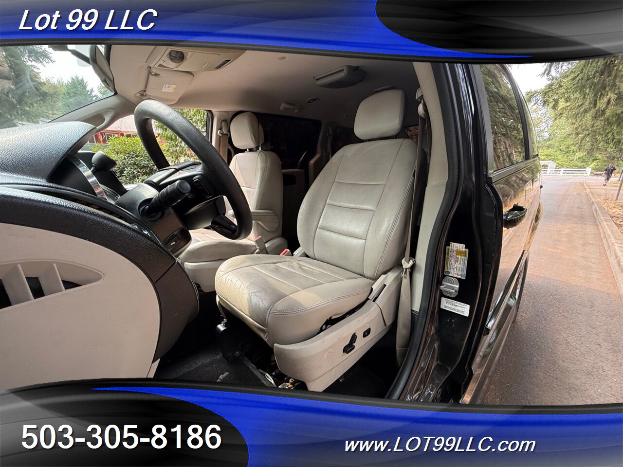 2012 Dodge Grand Caravan 51k Miles Wheelchair Van Side Ramp New Tires - Photo 9 - Milwaukie, OR 97267