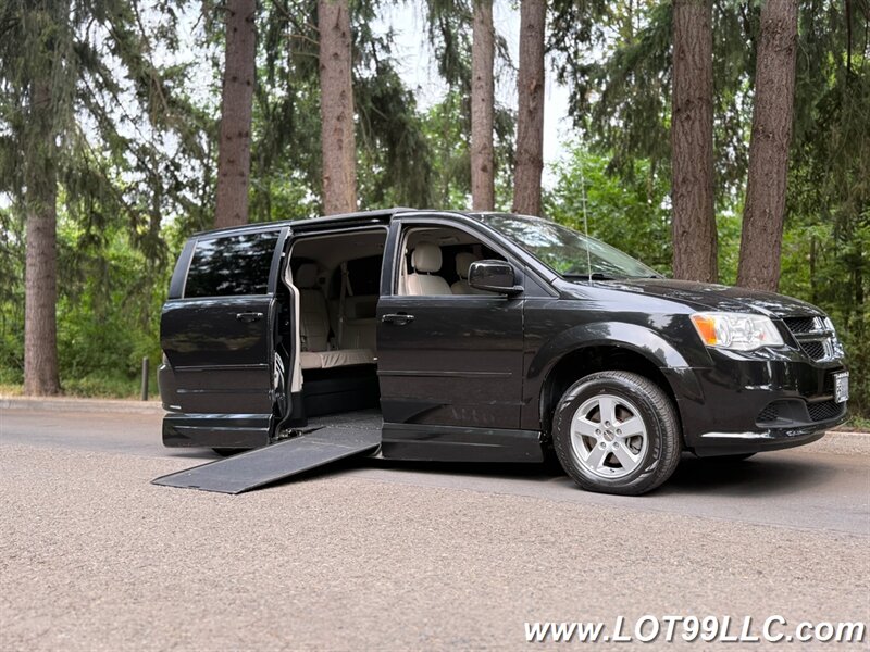 2012 Dodge Grand Caravan 51k Miles Wheelchair Van Side Ramp New Tires  