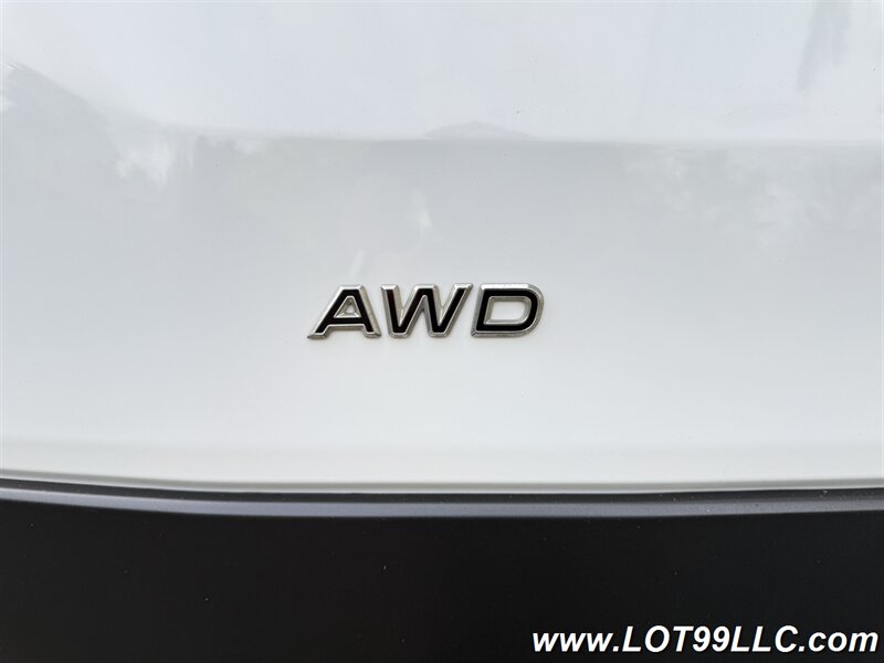 2020 Ford Transit 150 XLT  