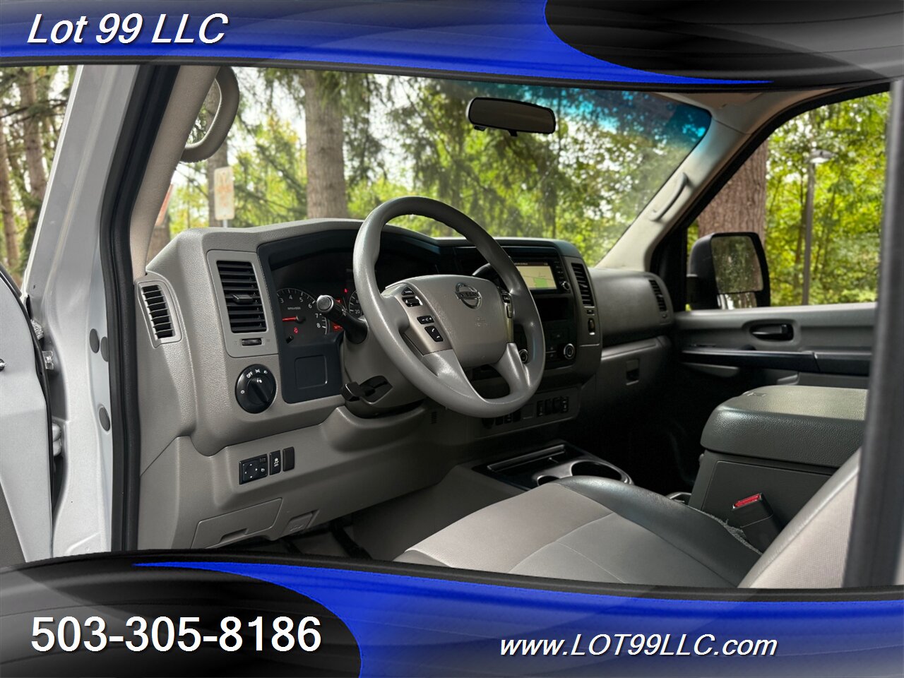 2021 Nissan NV 3500 HD SV 49k Miles 12 Passenger Van  NEW TIRES 1-Owner Navi Camera Parking Sensors Tinted - Photo 30 - Milwaukie, OR 97267