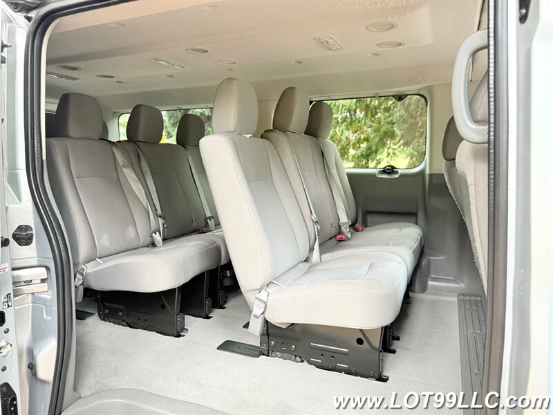 2021 Nissan NV 3500 HD SV 49k Miles 12 Passenger Van  NEW TIRES 1-Owner Navi Camera Parking Sensors Tinted