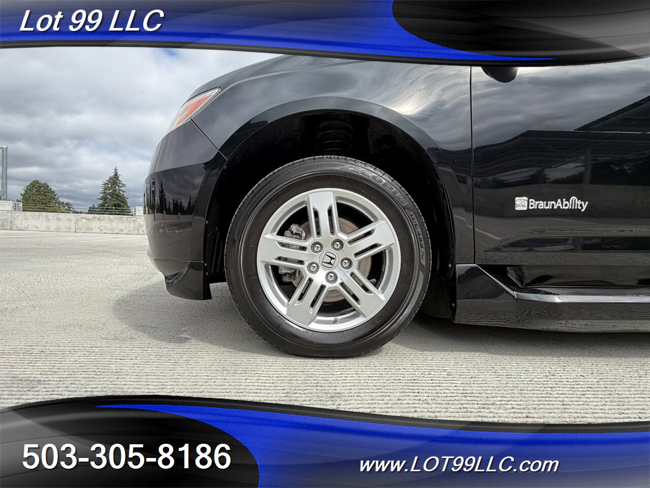 2011 Honda Odyssey Touring WHEELCHAIR VAN 101k Kneeling Power Ramp  B&D TURN TRANSFER SEAT Leather NEW TIRES DVD Moon Roof - Photo 61 - Milwaukie, OR 97267