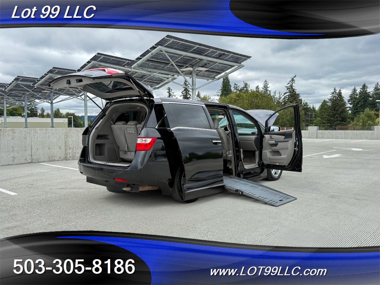 2011 Honda Odyssey Touring WHEELCHAIR VAN 101k Kneeling Power Ramp  B&D TURN TRANSFER SEAT Leather NEW TIRES DVD Moon Roof - Photo 30 - Milwaukie, OR 97267
