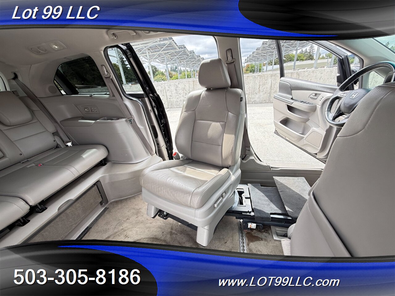 2011 Honda Odyssey Touring WHEELCHAIR VAN 101k Kneeling Power Ramp  B&D TURN TRANSFER SEAT Leather NEW TIRES DVD Moon Roof - Photo 53 - Milwaukie, OR 97267