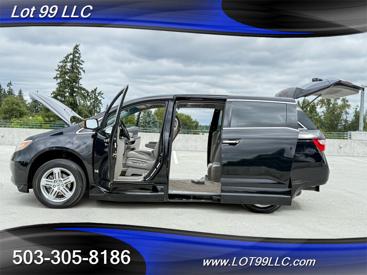 2011 Honda Odyssey Touring WHEELCHAIR VAN 101k Kneeling Power Ramp  B&D TURN TRANSFER SEAT Leather NEW TIRES DVD Moon Roof - Photo 22 - Milwaukie, OR 97267