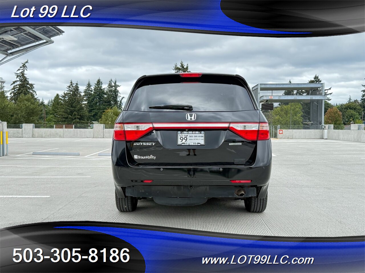 2011 Honda Odyssey Touring WHEELCHAIR VAN 101k Kneeling Power Ramp  B&D TURN TRANSFER SEAT Leather NEW TIRES DVD Moon Roof - Photo 15 - Milwaukie, OR 97267