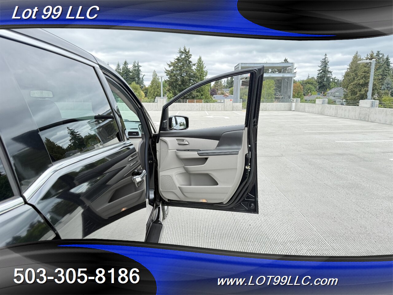 2011 Honda Odyssey Touring WHEELCHAIR VAN 101k Kneeling Power Ramp  B&D TURN TRANSFER SEAT Leather NEW TIRES DVD Moon Roof - Photo 49 - Milwaukie, OR 97267