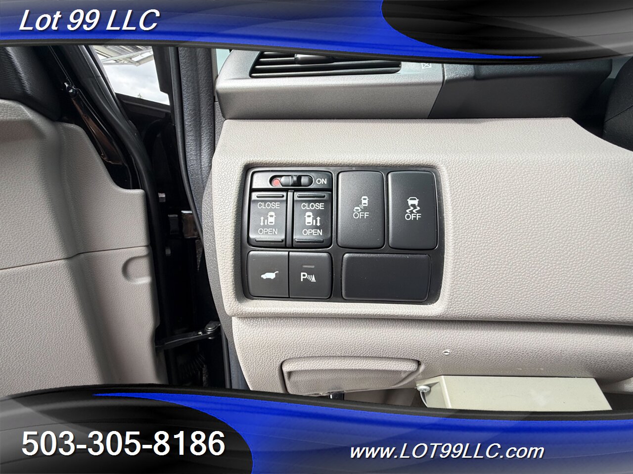 2011 Honda Odyssey Touring WHEELCHAIR VAN 101k Kneeling Power Ramp  B&D TURN TRANSFER SEAT Leather NEW TIRES DVD Moon Roof - Photo 39 - Milwaukie, OR 97267