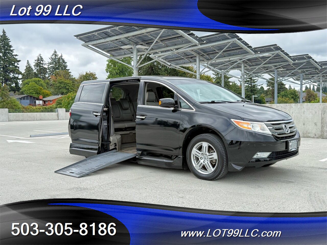 2011 Honda Odyssey Touring WHEELCHAIR VAN 101k Kneeling Power Ramp  B&D TURN TRANSFER SEAT Leather NEW TIRES DVD Moon Roof - Photo 2 - Milwaukie, OR 97267