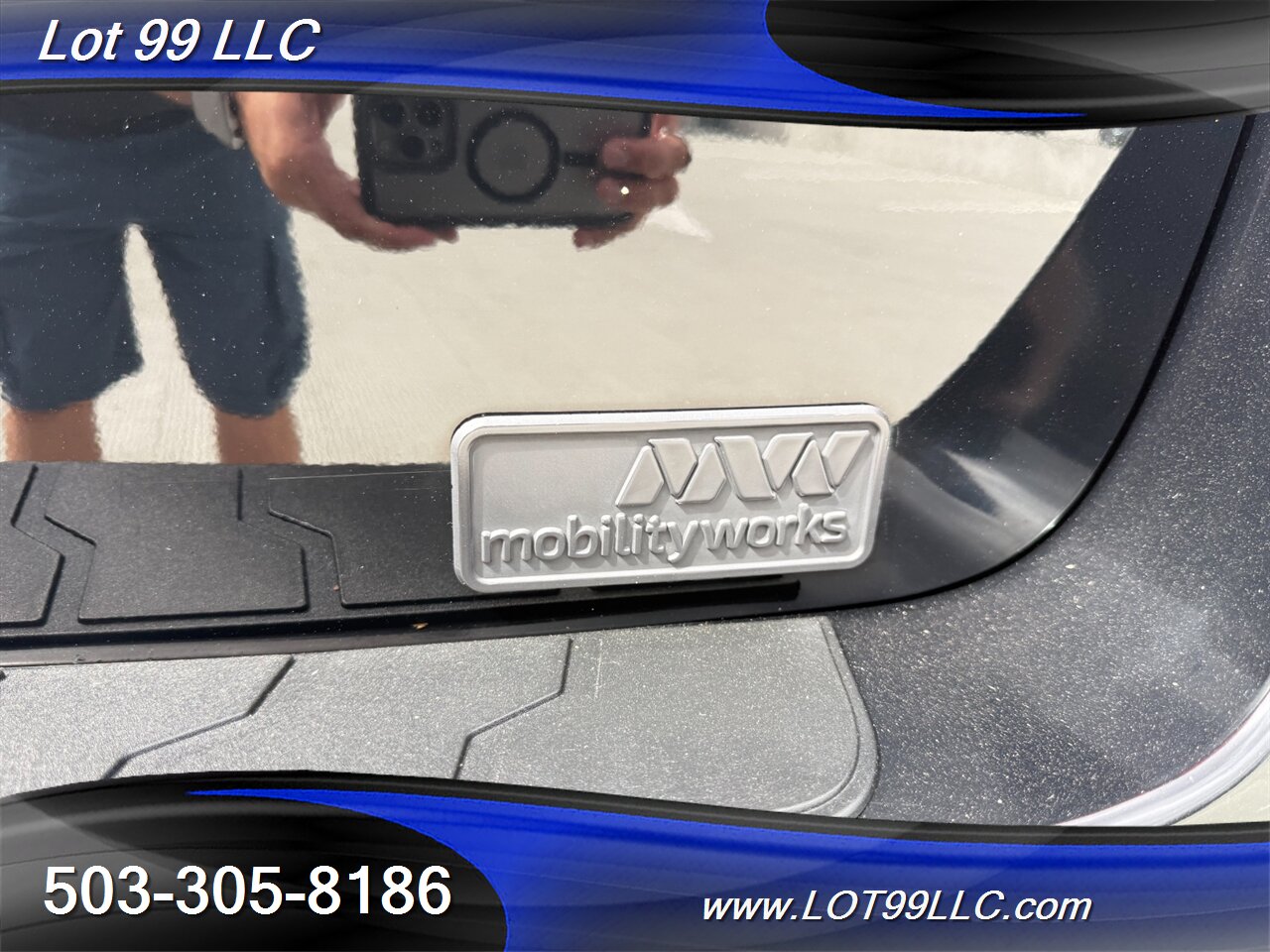 2011 Honda Odyssey Touring WHEELCHAIR VAN 101k Kneeling Power Ramp  B&D TURN TRANSFER SEAT Leather NEW TIRES DVD Moon Roof - Photo 68 - Milwaukie, OR 97267