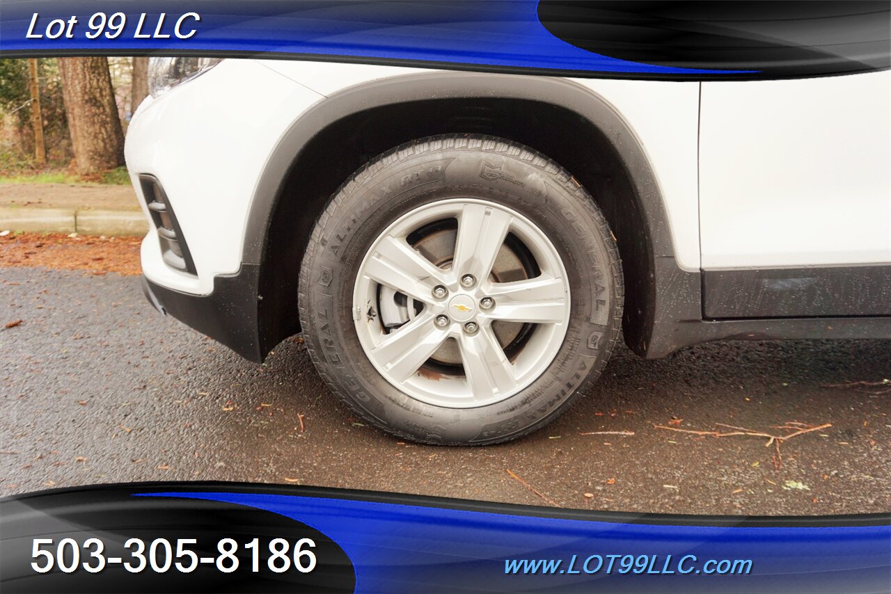 2020 Chevrolet Trax LS Crossover Only 46K Low Miles 31 MPG Backup Cam   - Photo 3 - Milwaukie, OR 97267