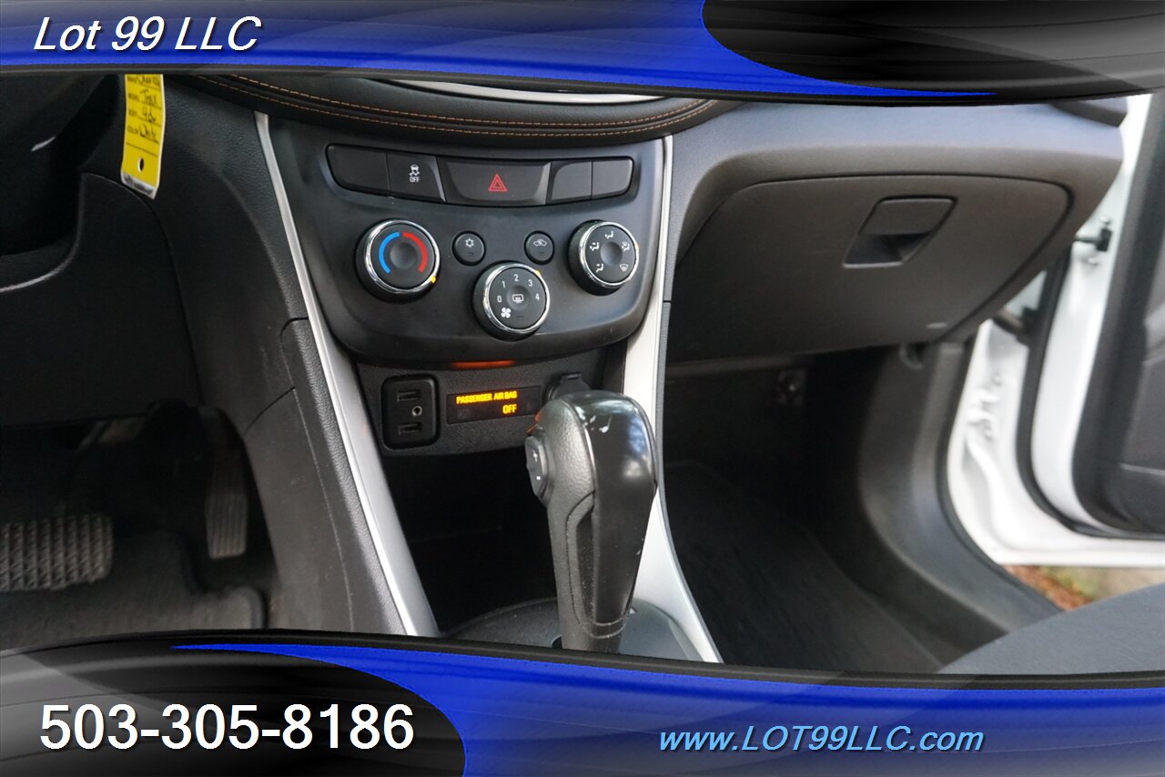 2020 Chevrolet Trax LS Crossover Only 46K Low Miles 31 MPG Backup Cam   - Photo 21 - Milwaukie, OR 97267