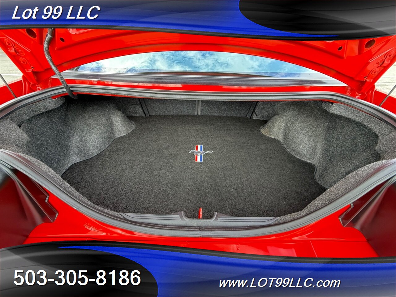 2000 Ford Mustang **Only 32k Miles** 5 Speed Manual ** Signed by Gale Halderman Designer of the 1st Mustang Ever!! ** - Photo 17 - Milwaukie, OR 97267