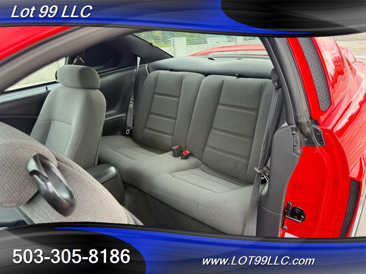 2000 Ford Mustang **Only 32k Miles** 5 Speed Manual ** Signed by Gale Halderman Designer of the 1st Mustang Ever!! ** - Photo 16 - Milwaukie, OR 97267