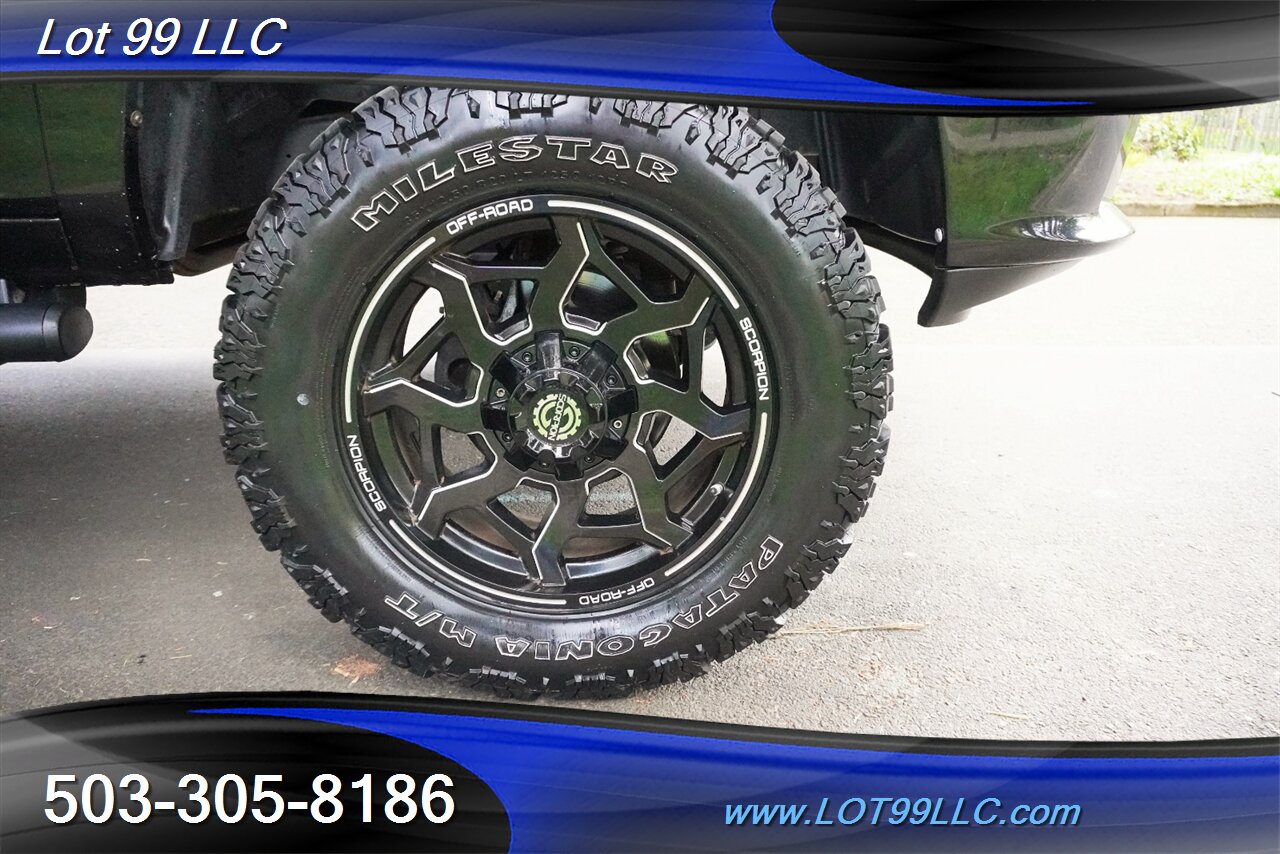 2017 RAM 1500 Night 4X4 V8 HEMI Heated Leather Seats LIFTED 20S  Newer OFF Road Tires Short Bed - Photo 3 - Milwaukie, OR 97267