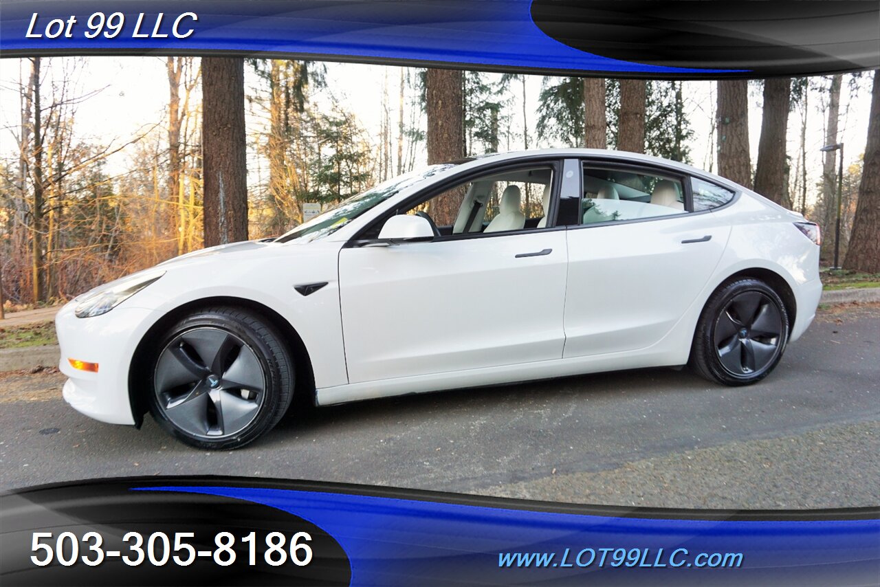 2020 Tesla Model 3 Long Range   - Photo 8 - Milwaukie, OR 97267