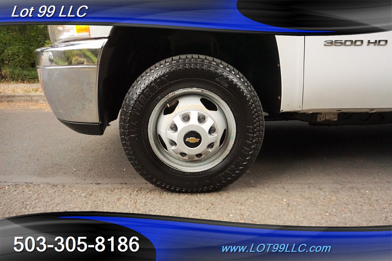2013 Chevrolet Silverado 3500 Cew Cab 4x4 Dulley 6.6L Duramax FLAT BED - Photo 4 - Milwaukie, OR 97267