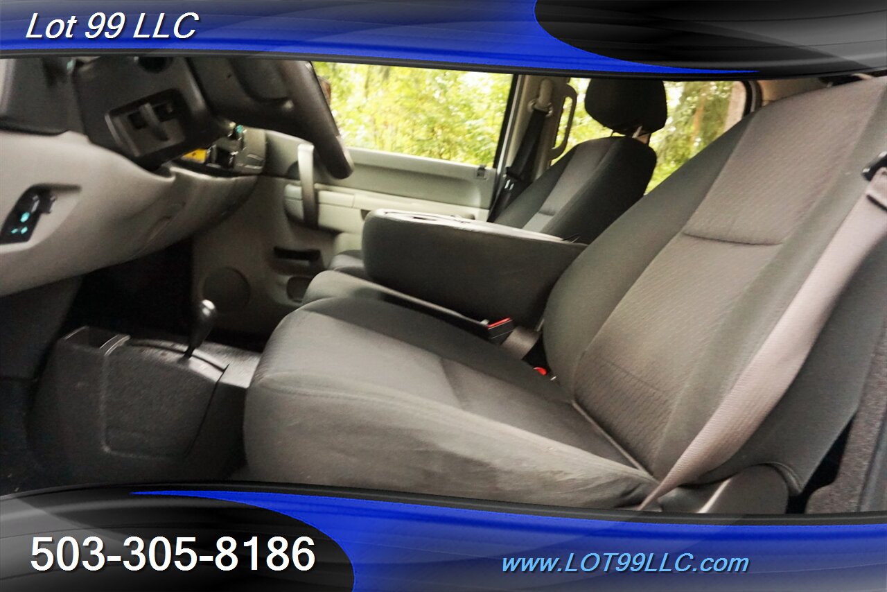 2013 Chevrolet Silverado 3500 Cew Cab 4x4 Dulley 6.6L Duramax FLAT BED - Photo 13 - Milwaukie, OR 97267